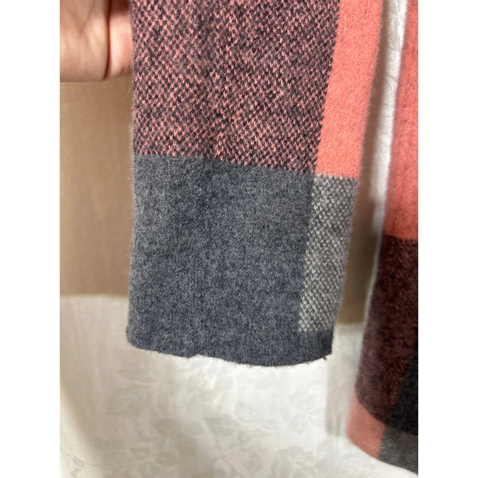 Field Flower Sweater Jacket Small Pink Gray Plaid Full Zip 100% Wool Cardigan - Image 4