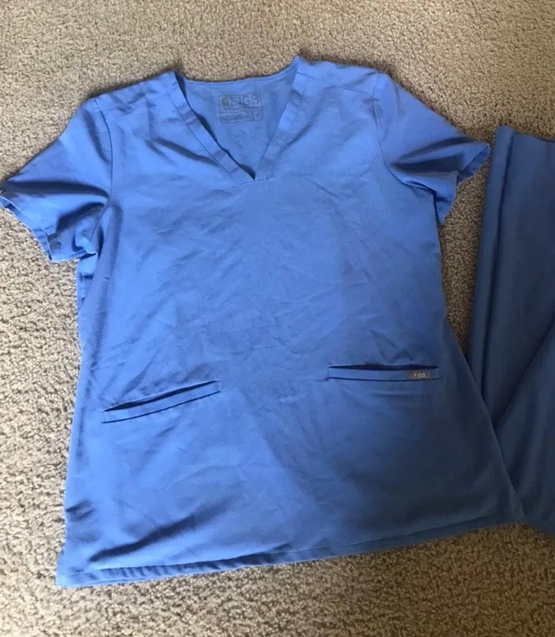 Figs Three Pocket Scrub Top - Image 3