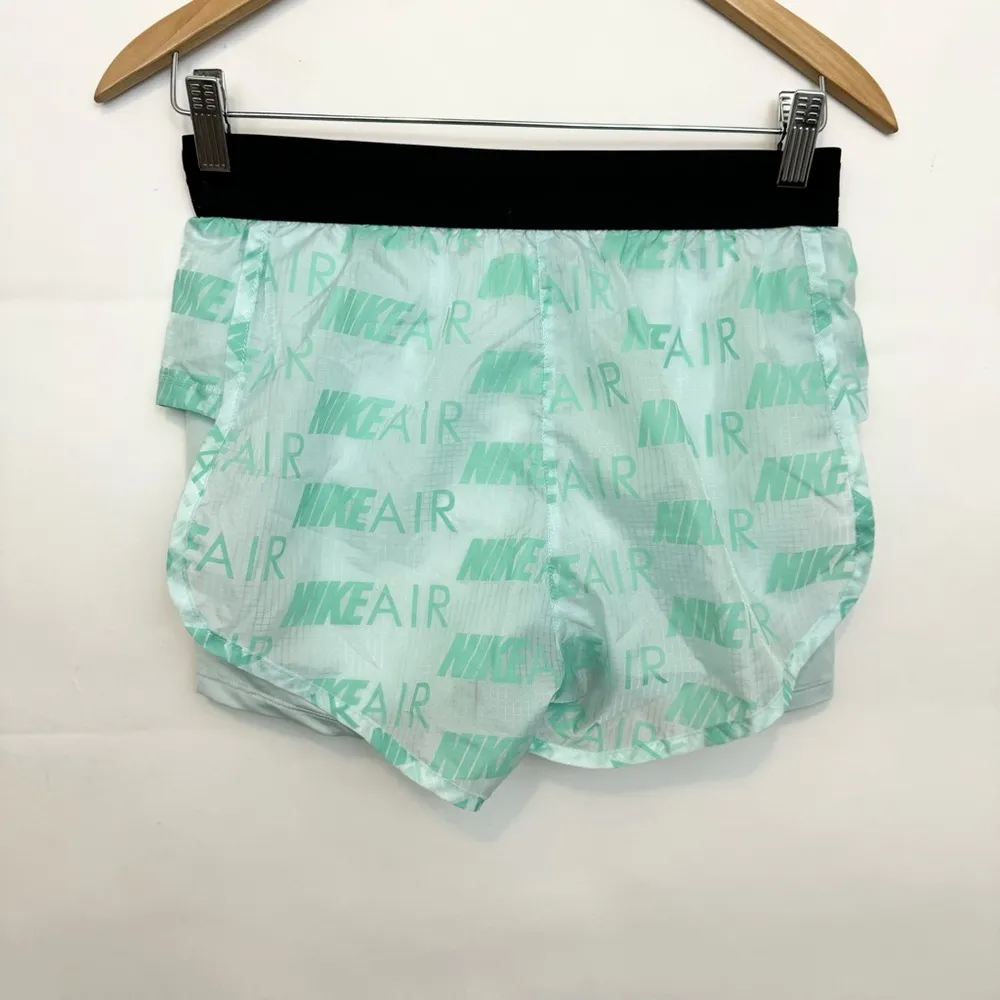 Nike Air Women's Running Shorts turquoise elastic waist size Small - Image 4