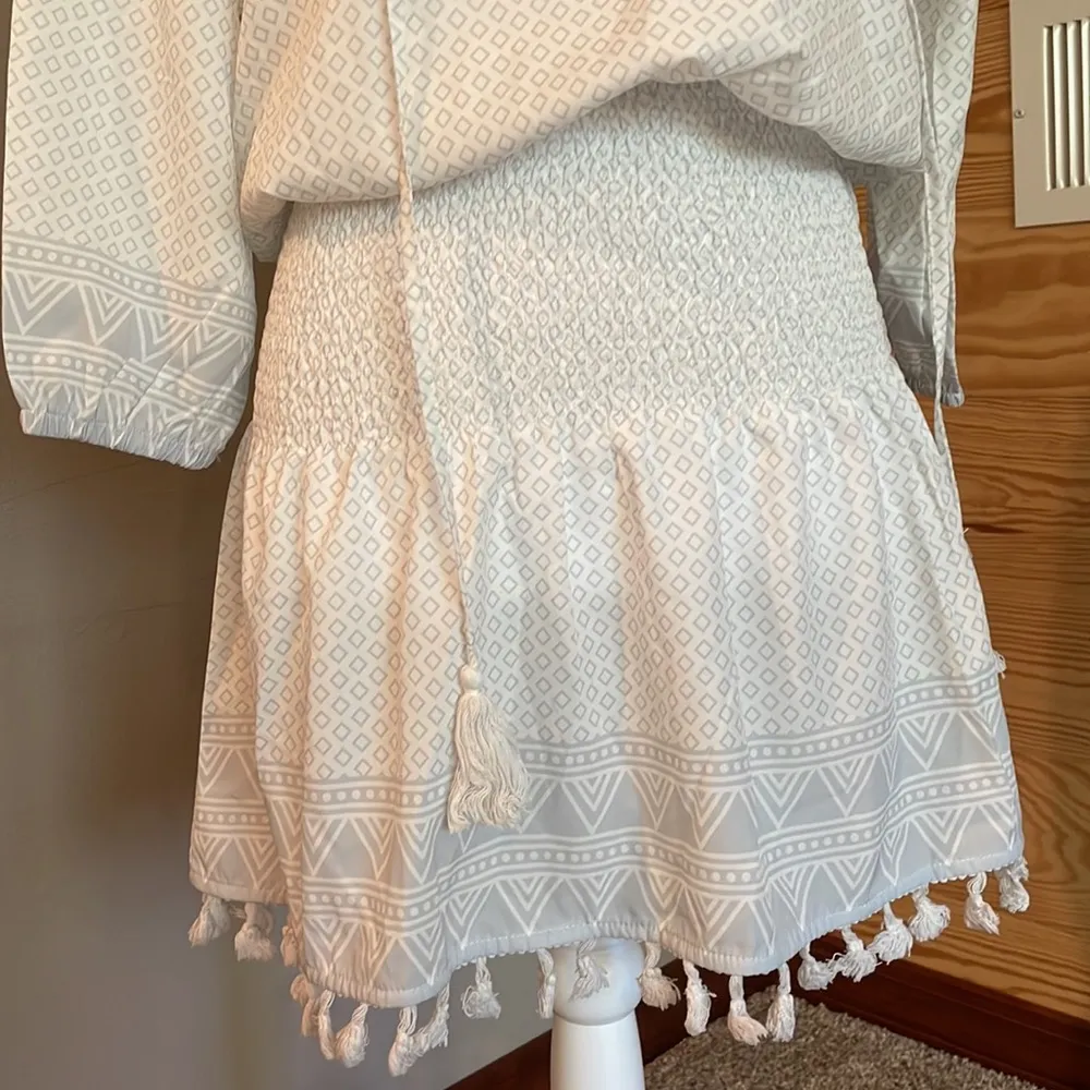 Alynniya Fringe Smocked V - Image 79