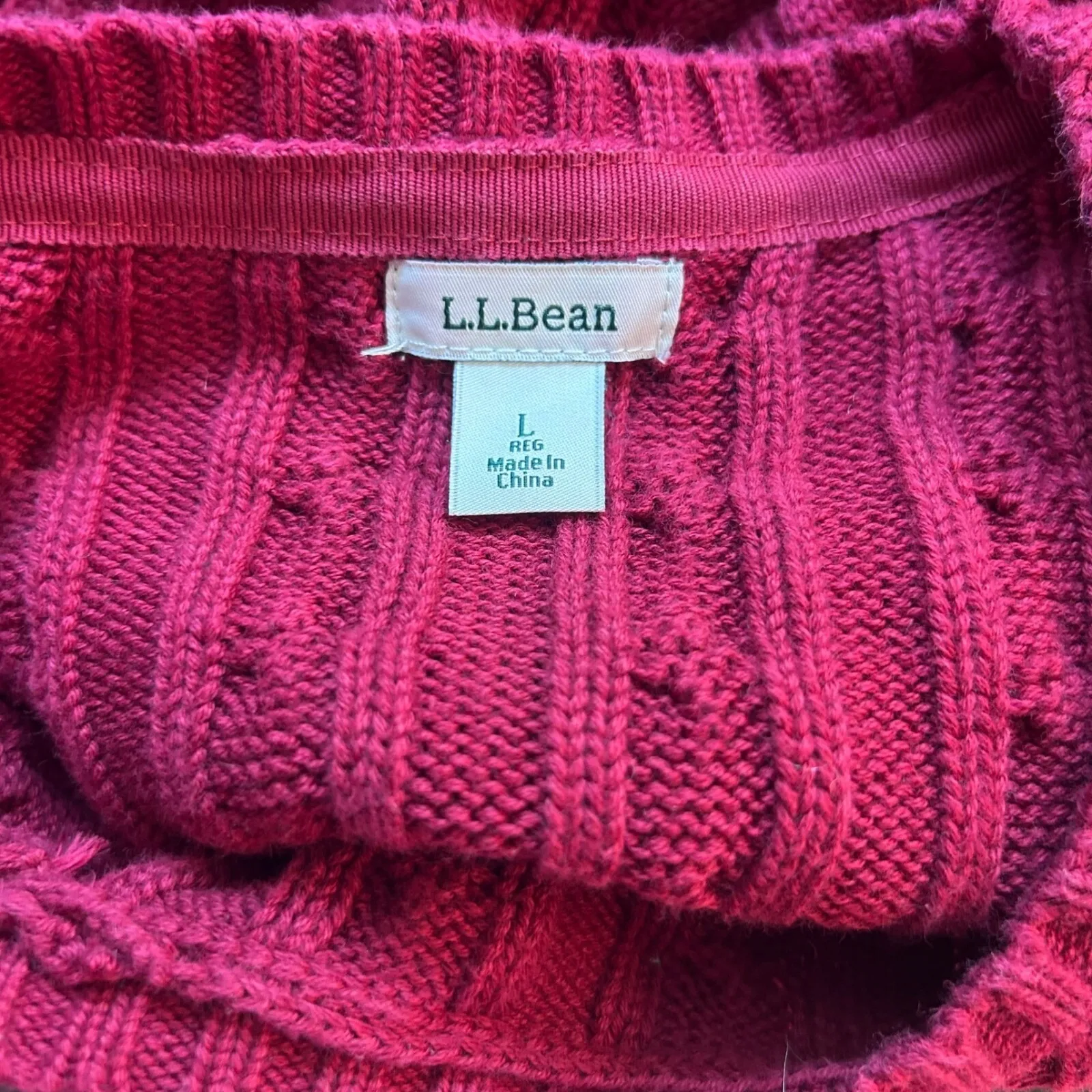 LL Bean Womens Cable Knit Sweater Size Large Preppy Fisherman Warm Soft Comfy Red - Image 5