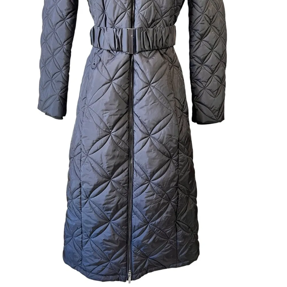 Dennis Basso Quilted Coat Faux Fur Trimmed. - Image 3