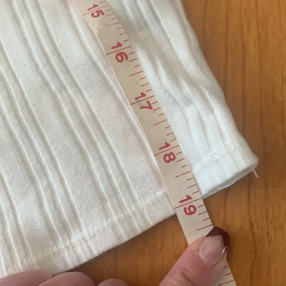 White mudd crop top - Image 8