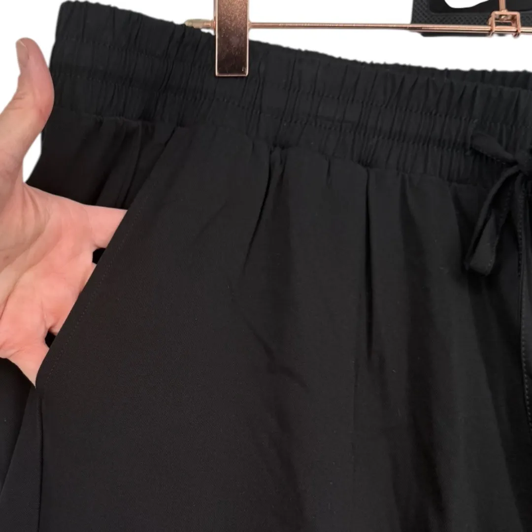 NWT Torrid Women's Wide Leg Cargo Pants Black Size 2X Comfy Casual Pckets - Image 9