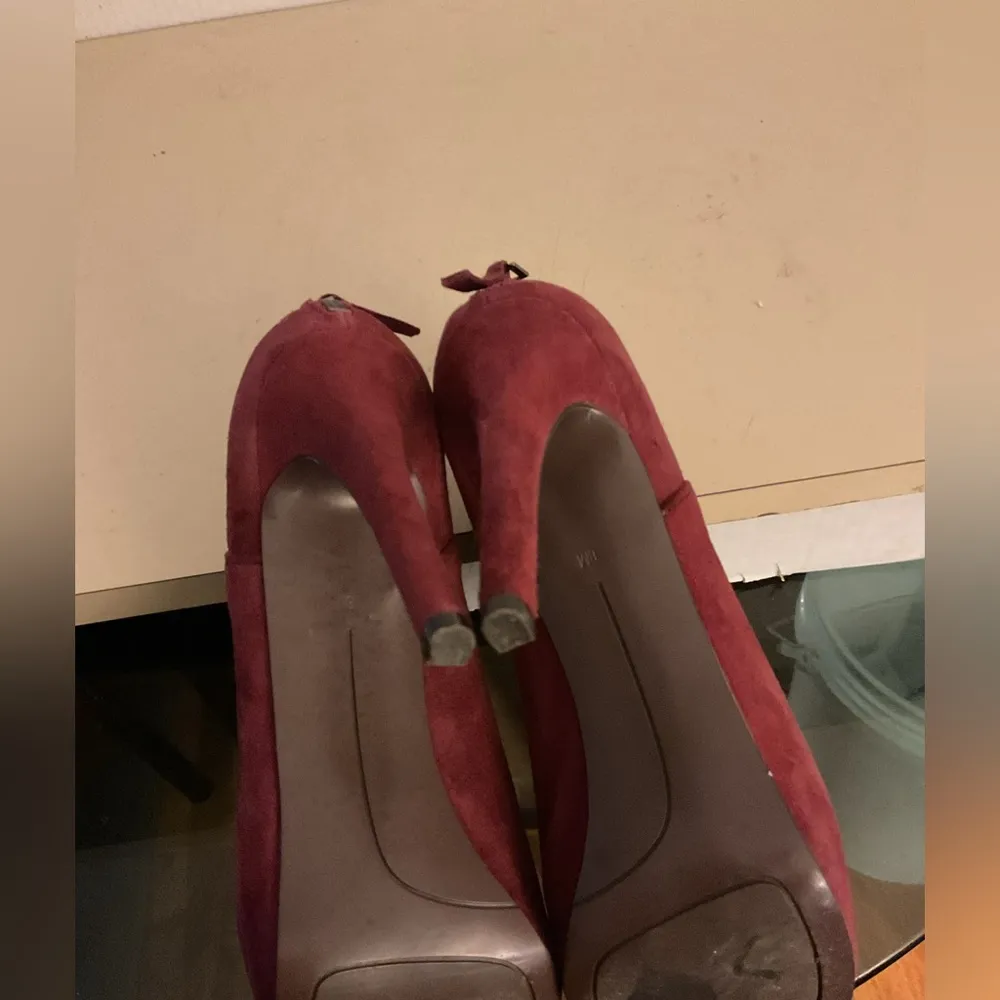 Nine West Women's Suede burgundy platform Heels vintage boots size 8 - Image 4