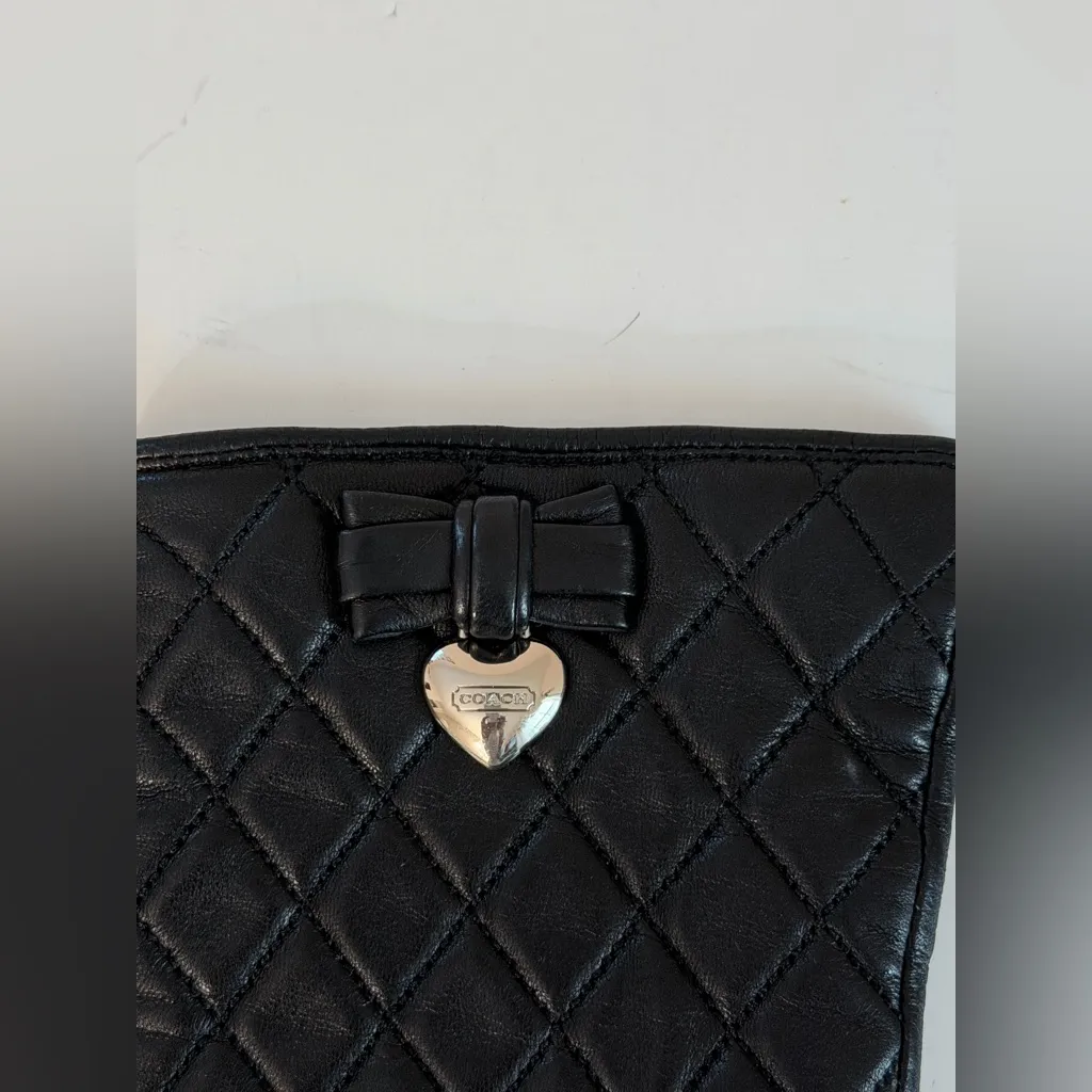 COACH LEATHER QUILTED BOW GLOVE, size 6.5 - Image 4