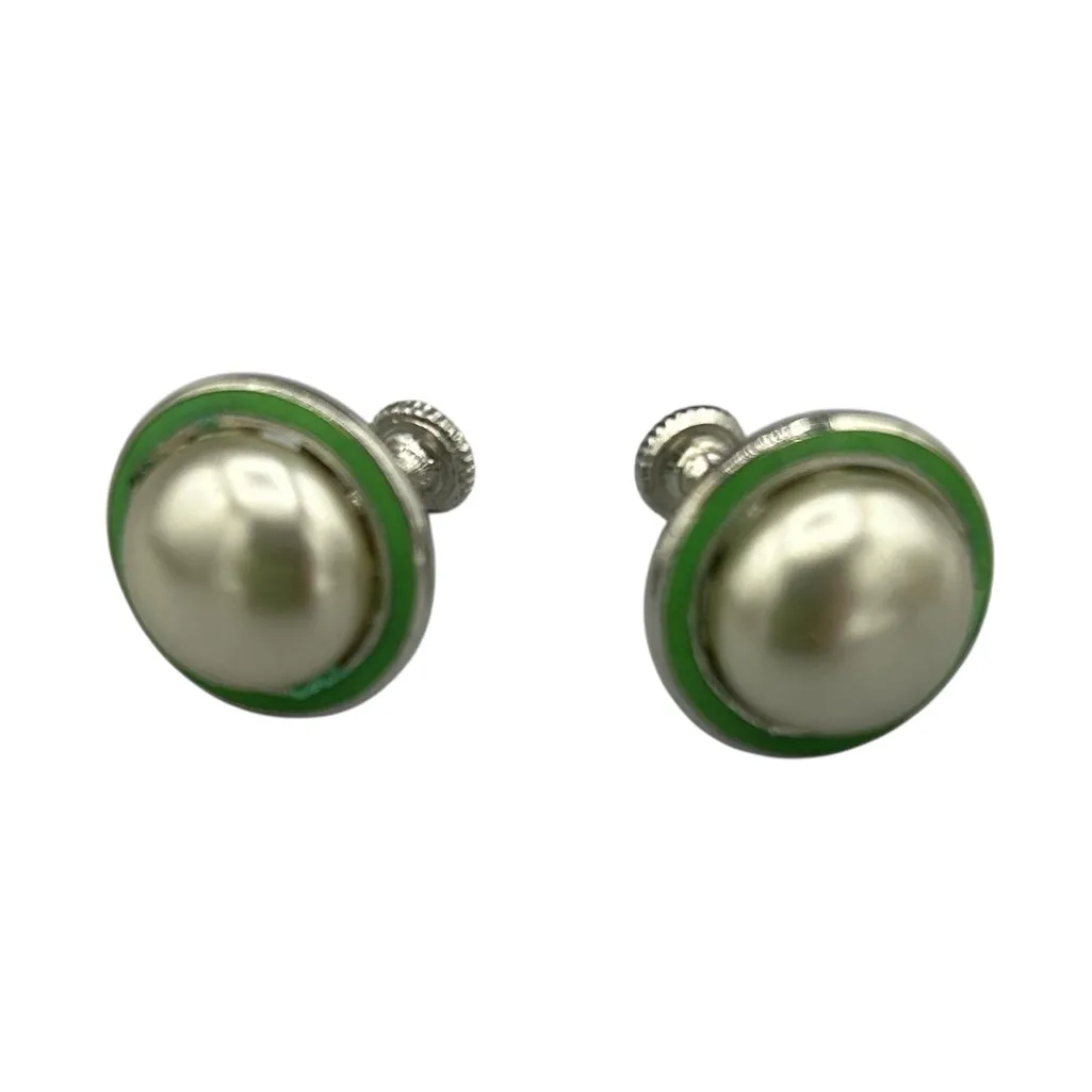 Vintage Faux Pearl Screw Back Earrings & Matching Brooch Green Enamel Set - Image 6