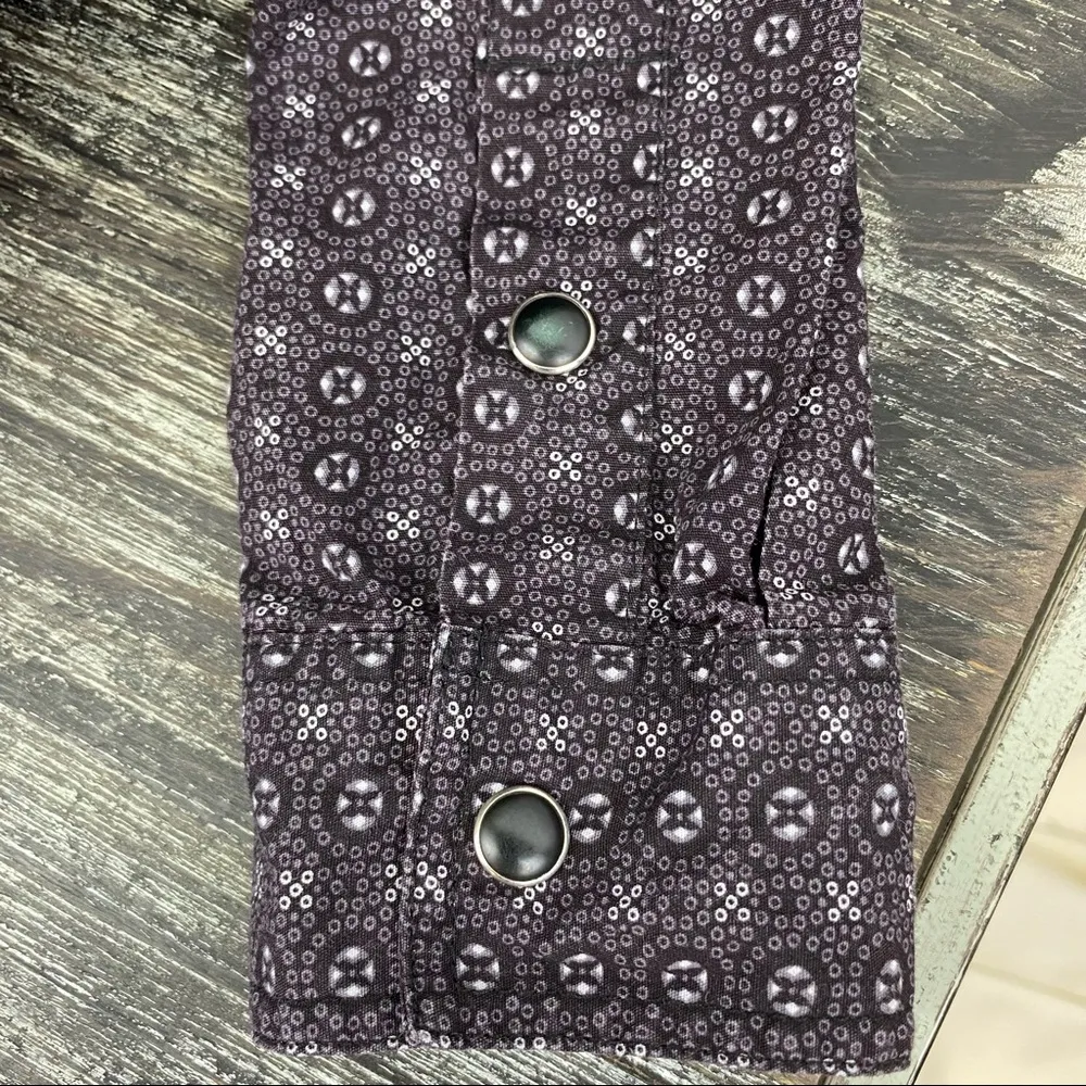 Panhandle Gray & Black Print Pearl Snap Long Sleeve Western Cowgirl Rodeo Top - Image 4