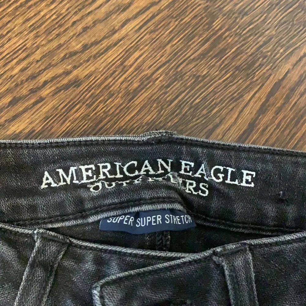 American Eagle ripped black jeans size 0 | Lightly worn - Image 2