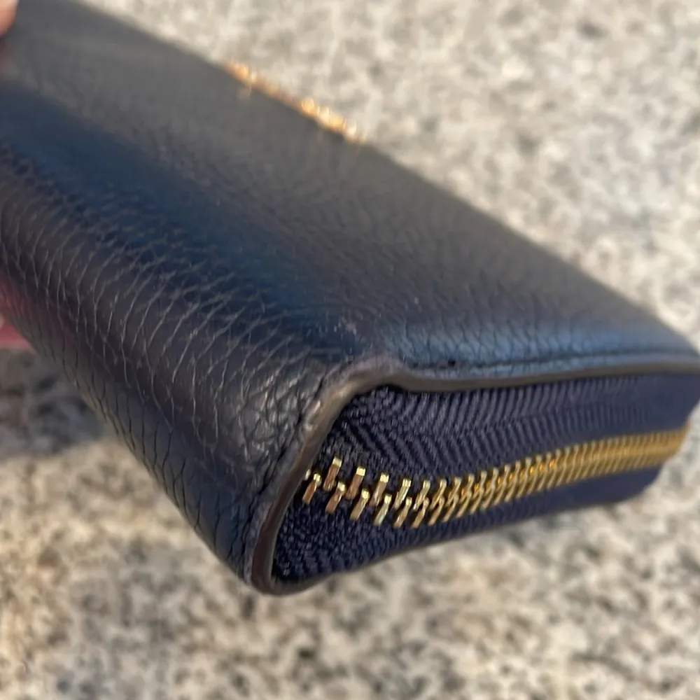 Michael Kors Continental Long Wallet with wristlet strap - Image 7