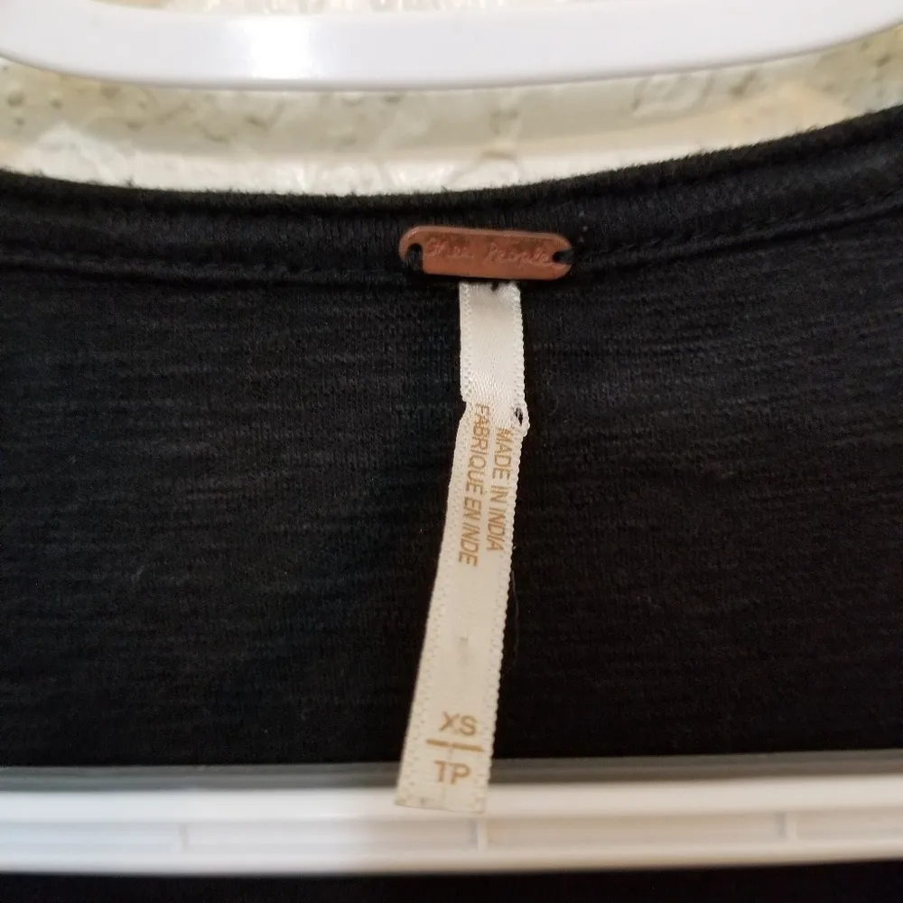 Free people black long sleeve shirt SZ XS - Image 5