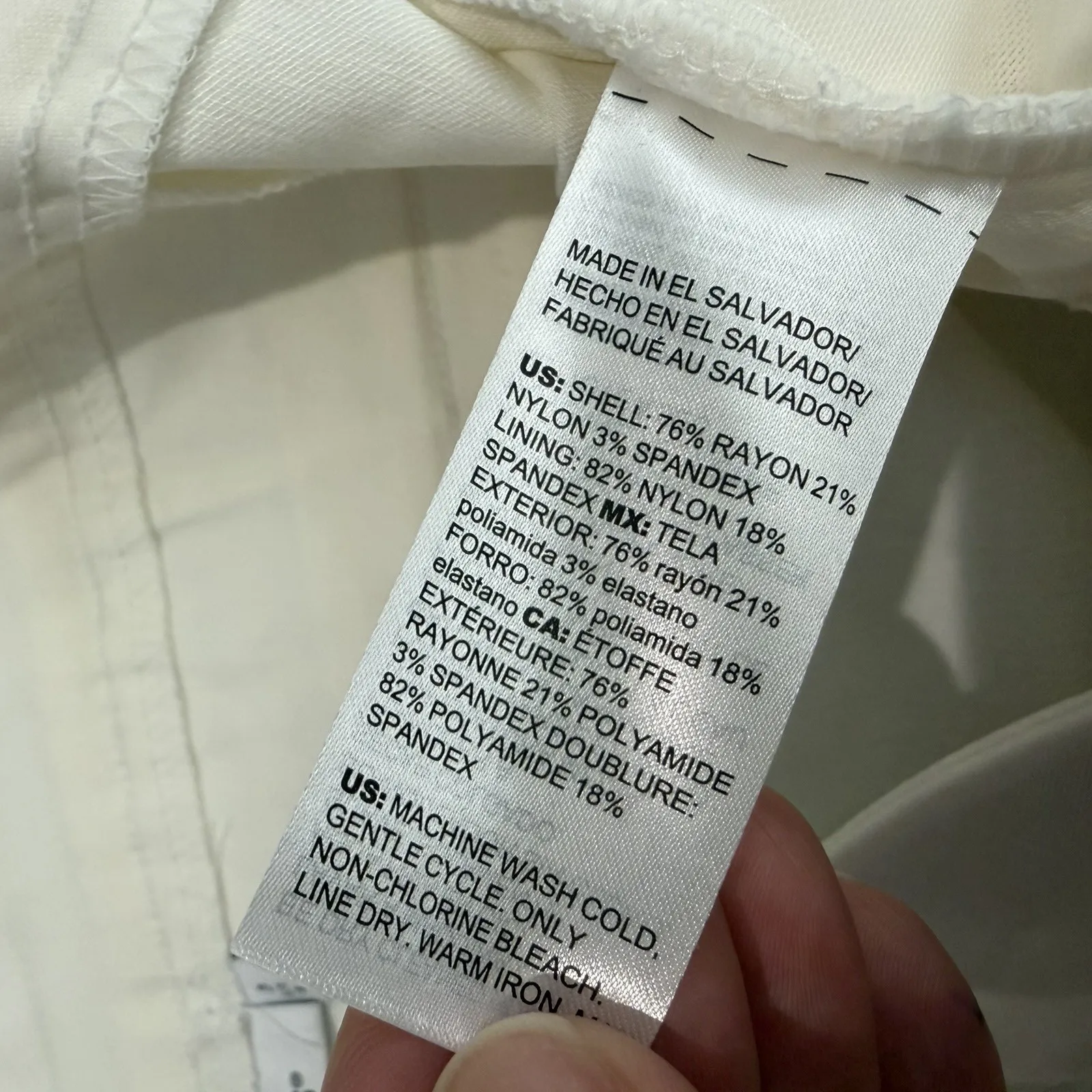 Chico's Brigitte Pull-On Slim Cropped Pants White Casual Stretch 16 Chico 3 - Image 4