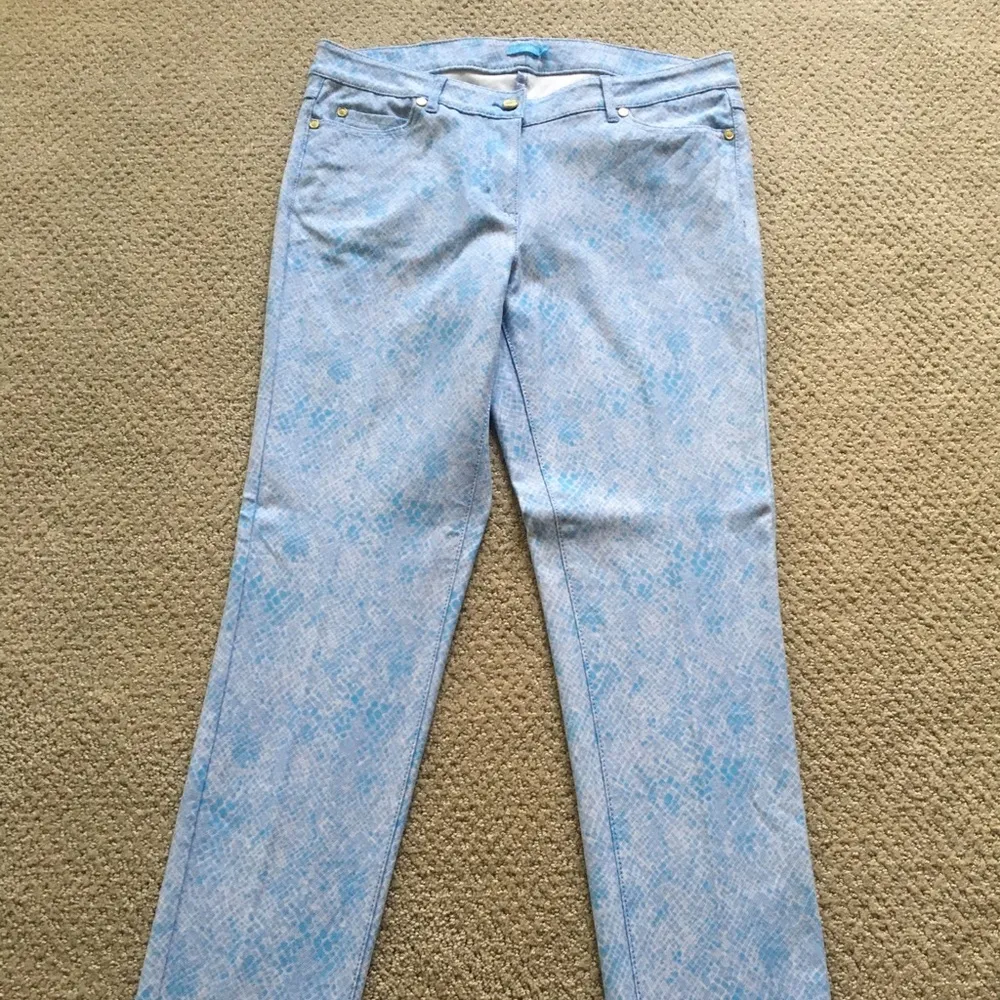 J McLaughlin Lexi Snake Print Jeans Size 10 Jean Like Fit - Image 2