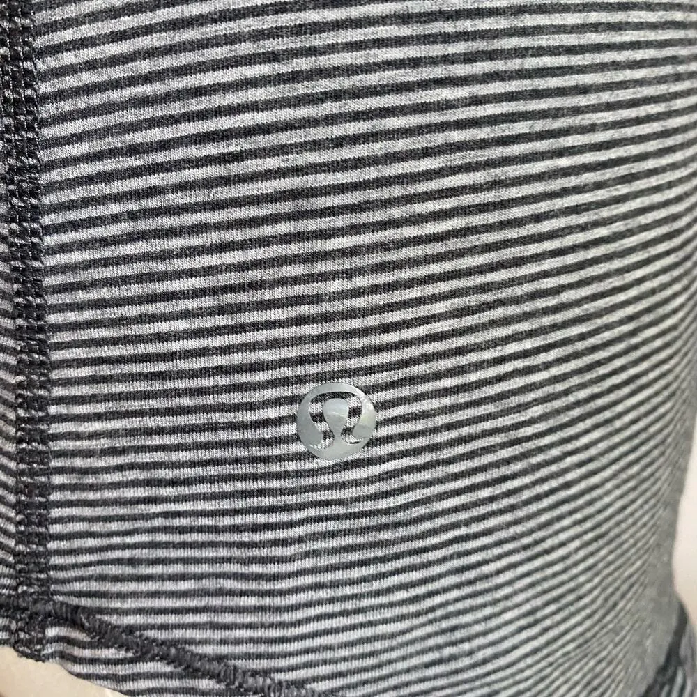 Lululemon Grey Striped Cross Strapped Low Back Tank Top Size M - Image 6