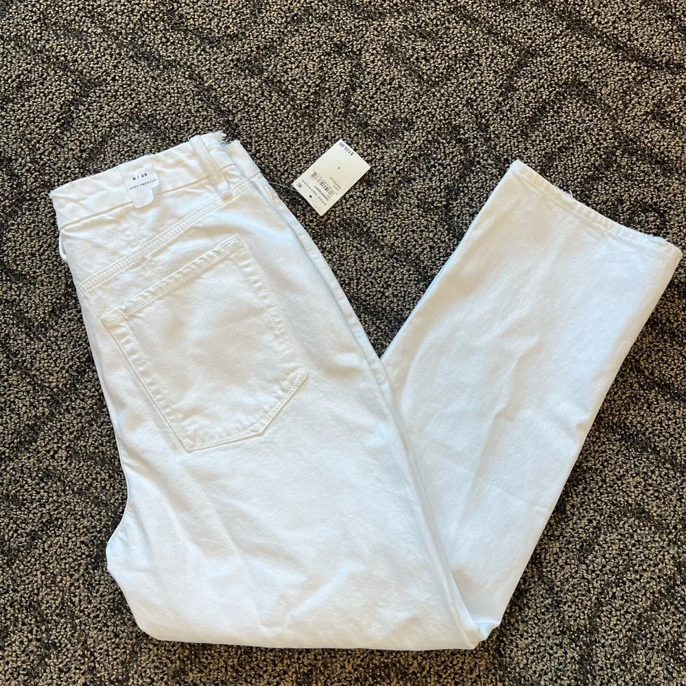 Good American - Good 90s Duster Natural Fray - White distressed denim jeans - Image 3