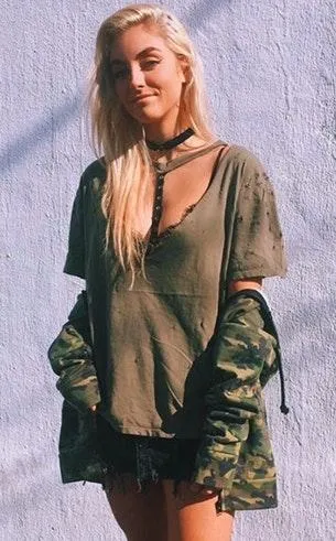 Emma & Sam Green Tee - Image 3