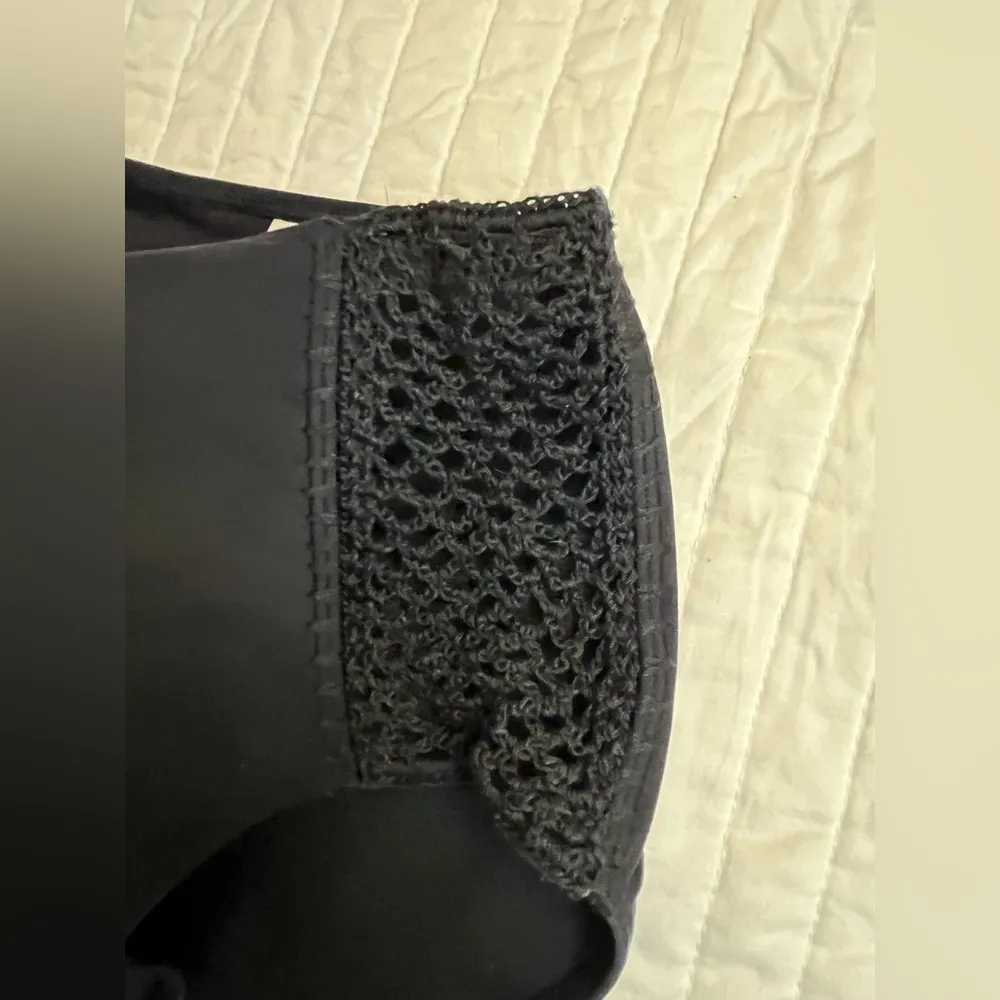 hollister high waisted swim bottoms NWT - Image 3