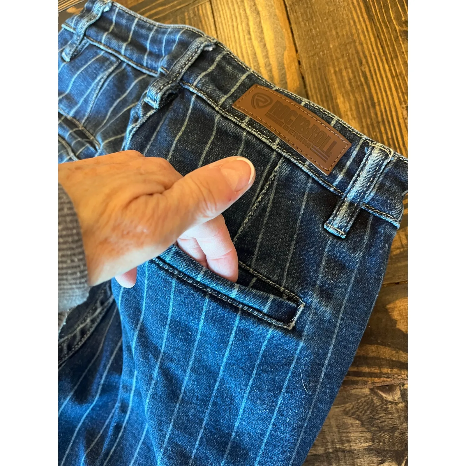 Rock & Roll Cowgirl High Rise Trouser Jeans Women 26x34 Western Aztec Boho Flare - Image 12