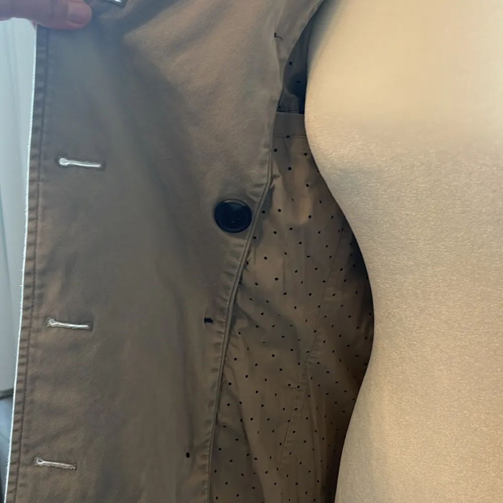 Monoprix Cotton Trench Coat Medium in good condition. Size 36 - Image 6