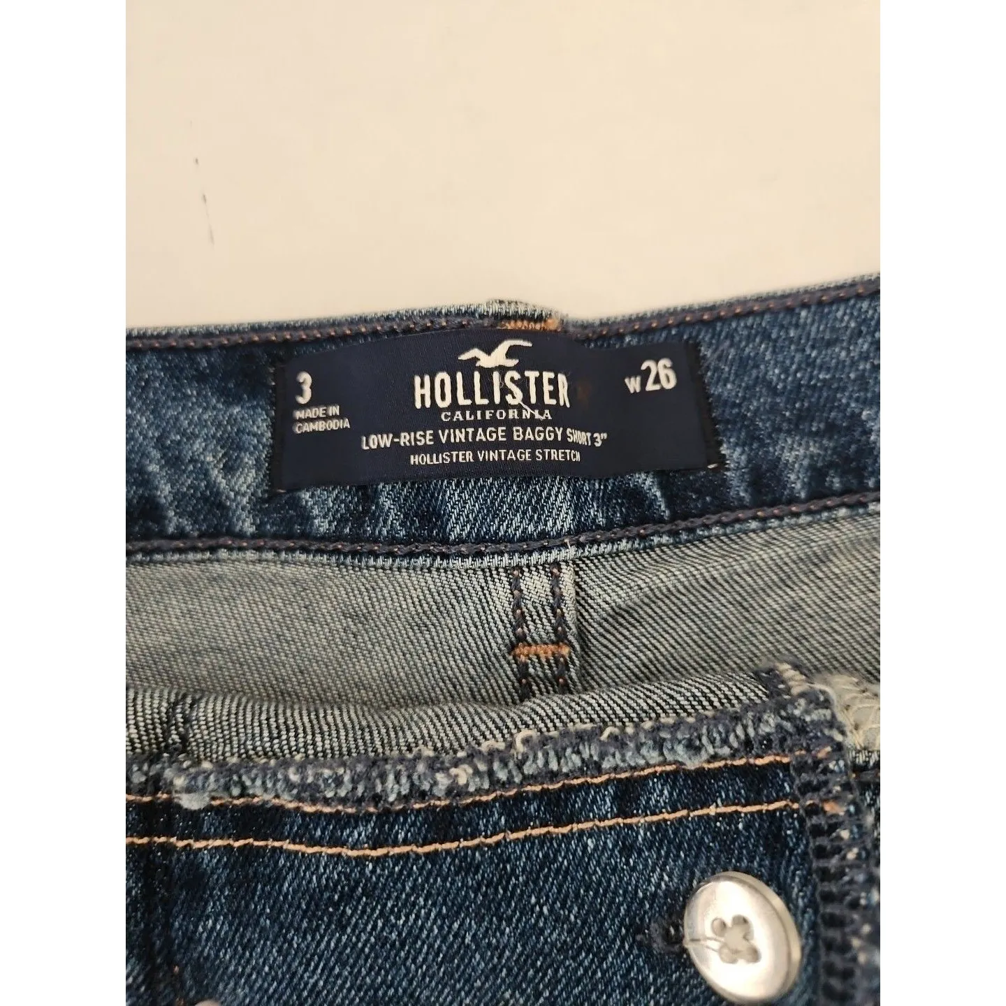 Hollister Vintage Baggy Shorts Women's Size 26 Blue Low rise Distressed Cut Off - Image 4