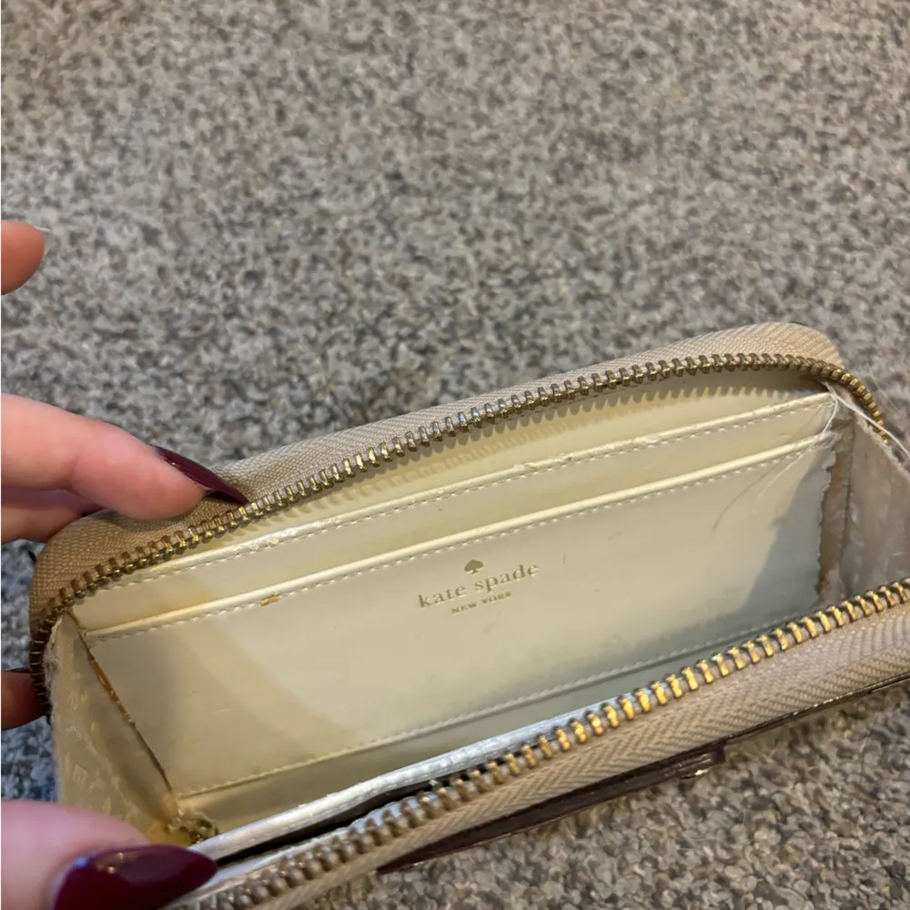 Kate Spade Metallic Heart Wallet - Image 5