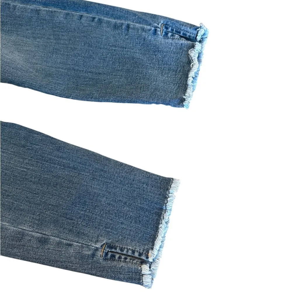Kensie Blue Boyfriend Crop Jeans with Distressed Details - Image 3