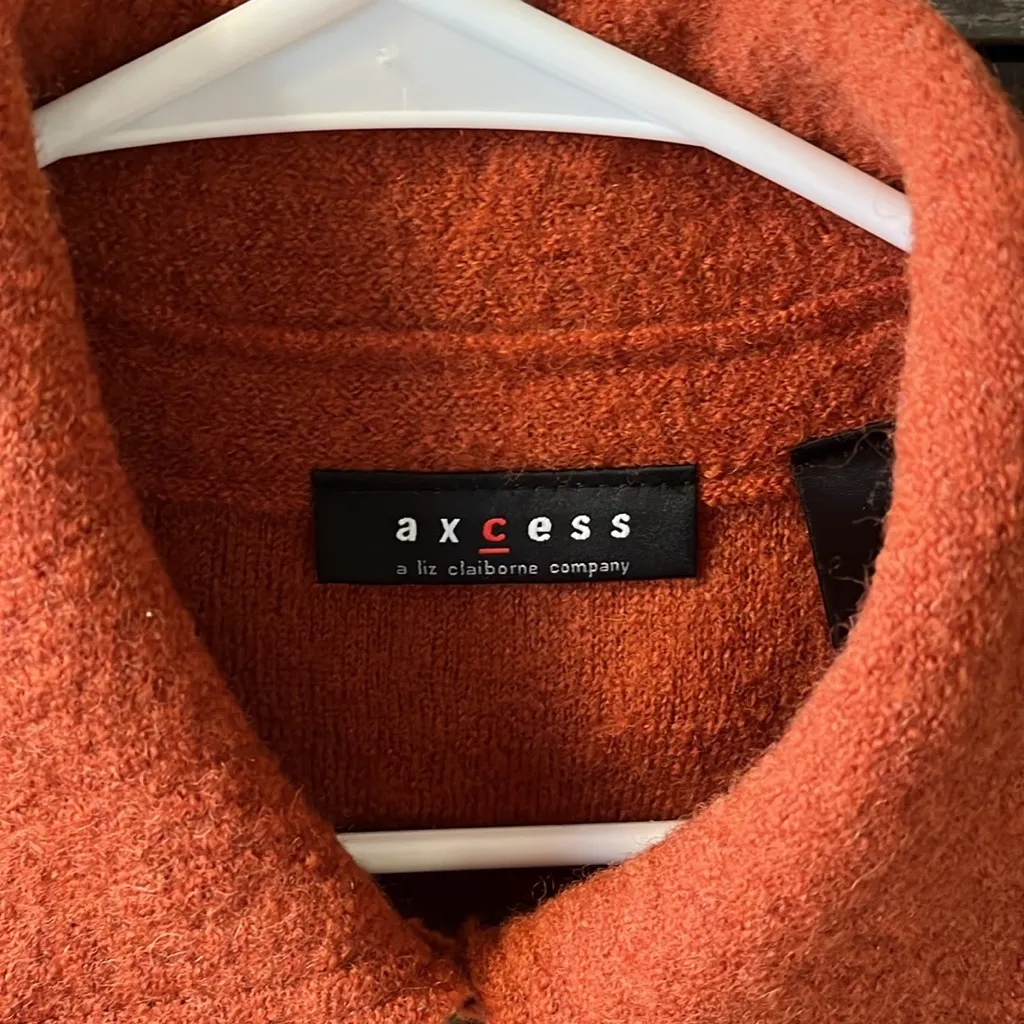 axcess Liz Claiborne rust sweater cropped jacket. Size S Orange - Image 3