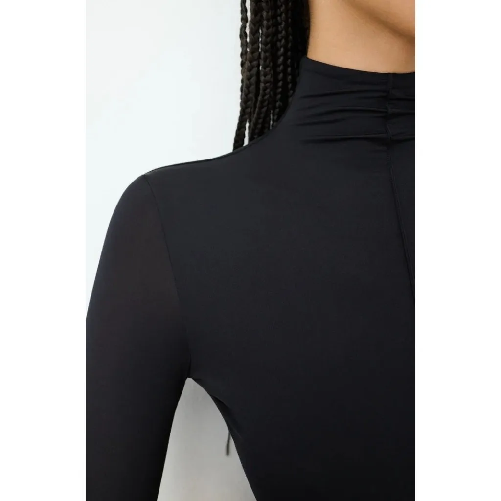 WARDROBE.NYC x Rosie Huntington - Image 13