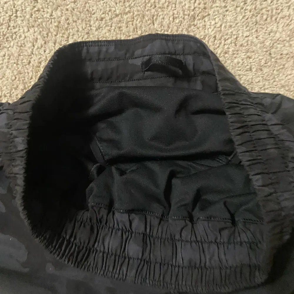 Lululemon Camo Hotty Hot Shorts - Image 5