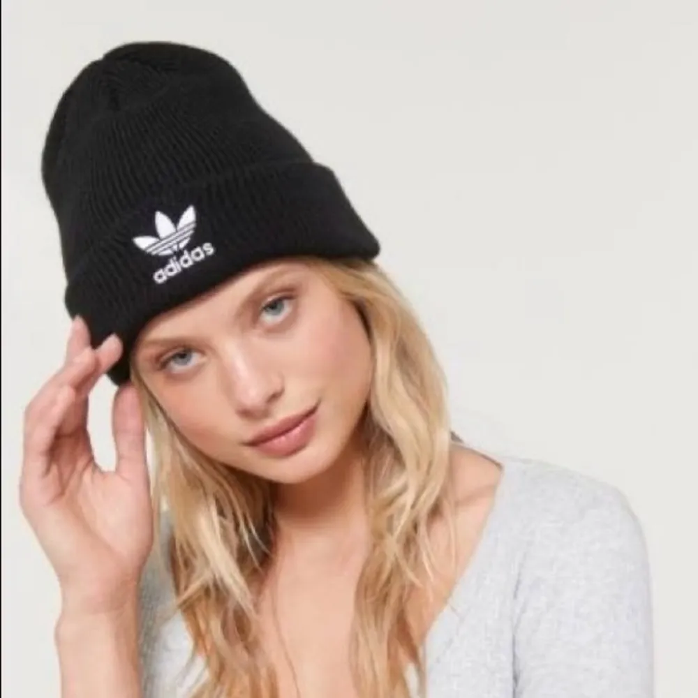 Adidas Black Ribbed Knit Trefoil Knit Beanie - Image 2