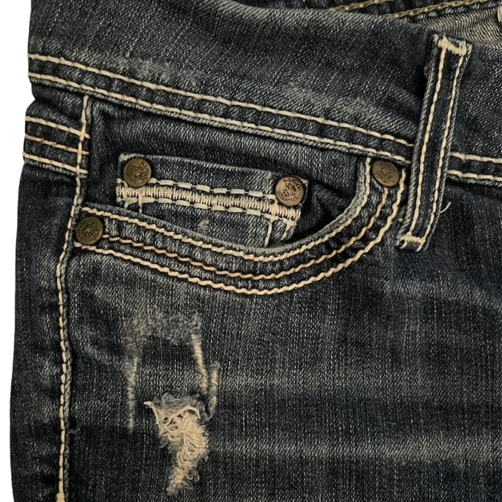 BKE denim light distressed Sabrina bootcut jeans - Image 4