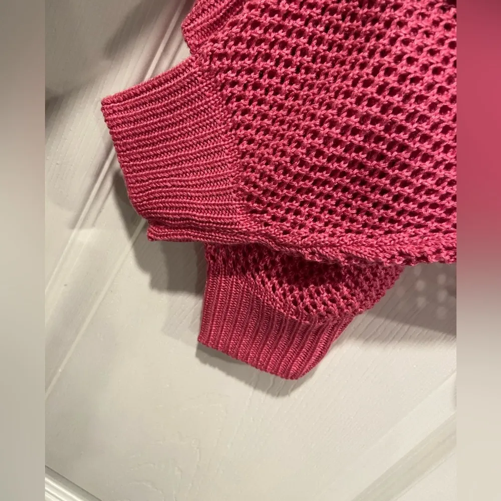 NWT No Boundaries Size XS Pink Mesh Long Sleeve Crew Neck Pullover Heart Sweater - Image 6