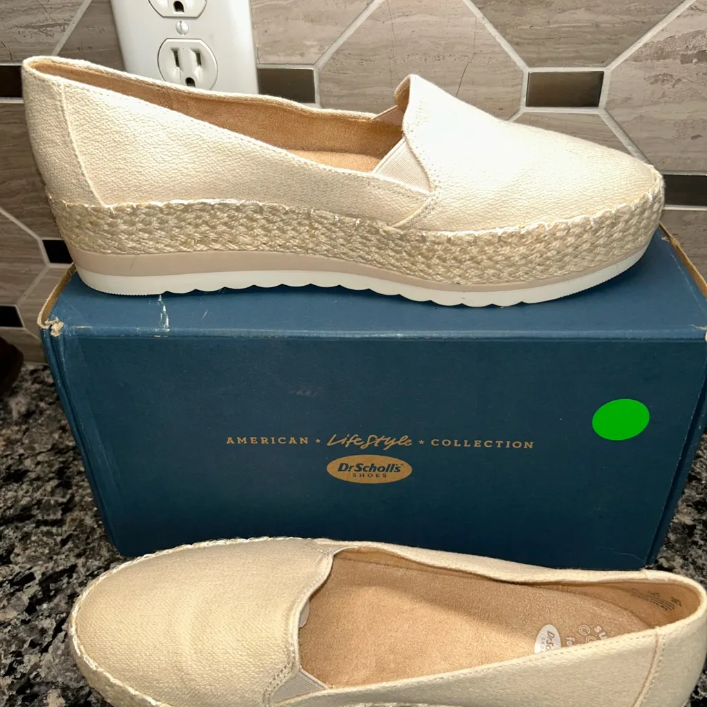 Dr. Scholl's Discovery Women's Espadrille Slip - Image 14