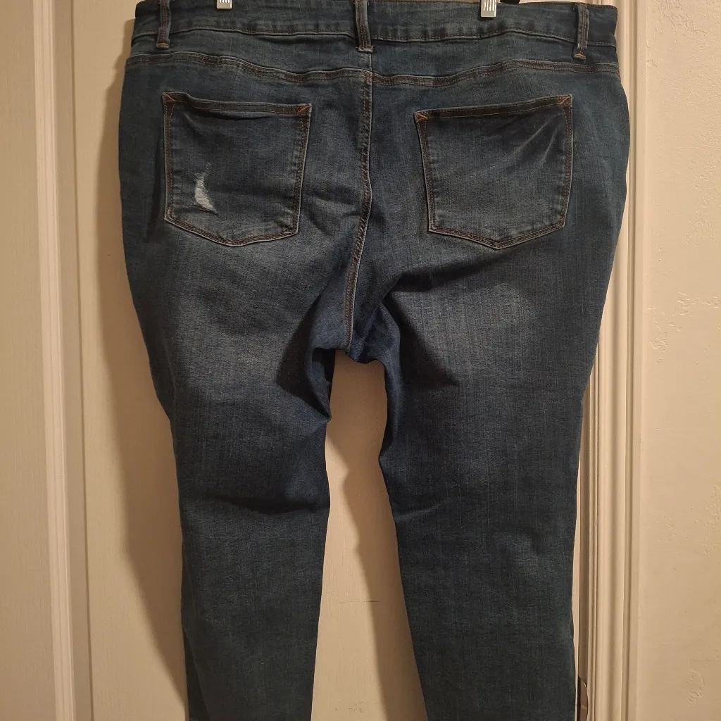 Maurices 20XS Distressed Blue Jeans for Women - Image 10