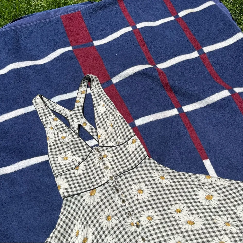 UO Urban Outfitters Cooperative sunflower dress
Women’s XS extra small - Image 2