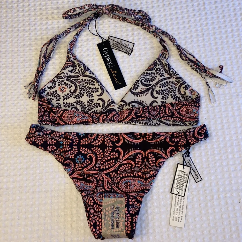 NEW! GYPSY 05 SAND Reversible Bikini Size Small Neapolitan Halter Top Cheeky - Image 8