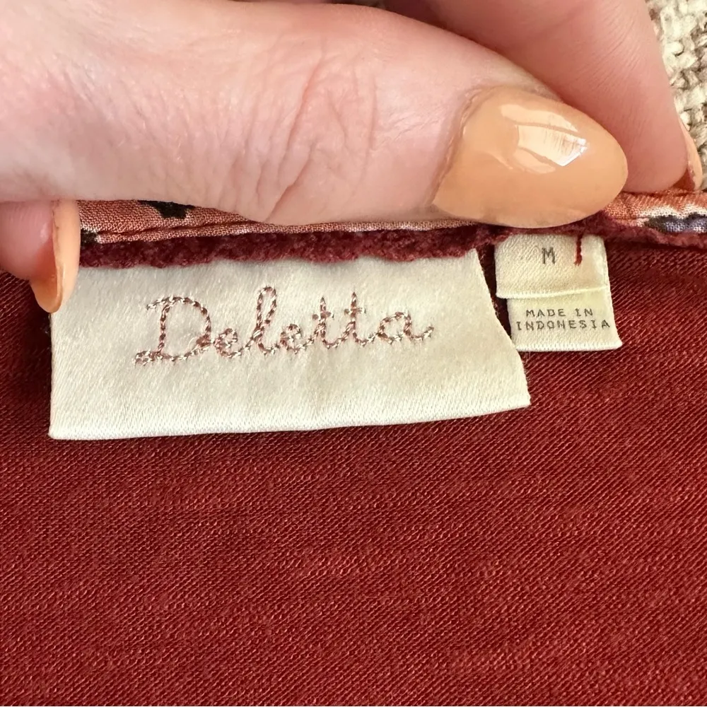 Deletta Anthropologie Rust V-Neck Top - Image 3