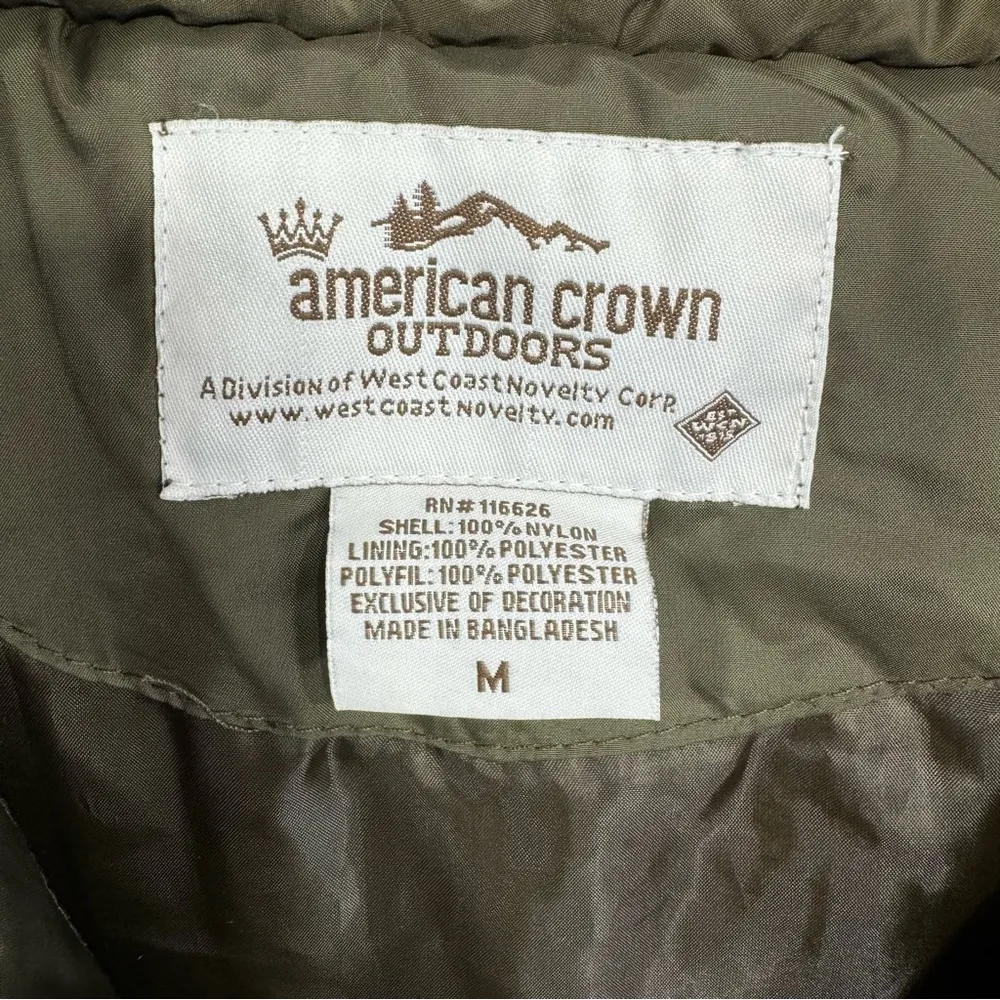 Pennsylvania Embroidered Olive Green Faux Fur Trim Puffer Vest Size Medium - Image 12