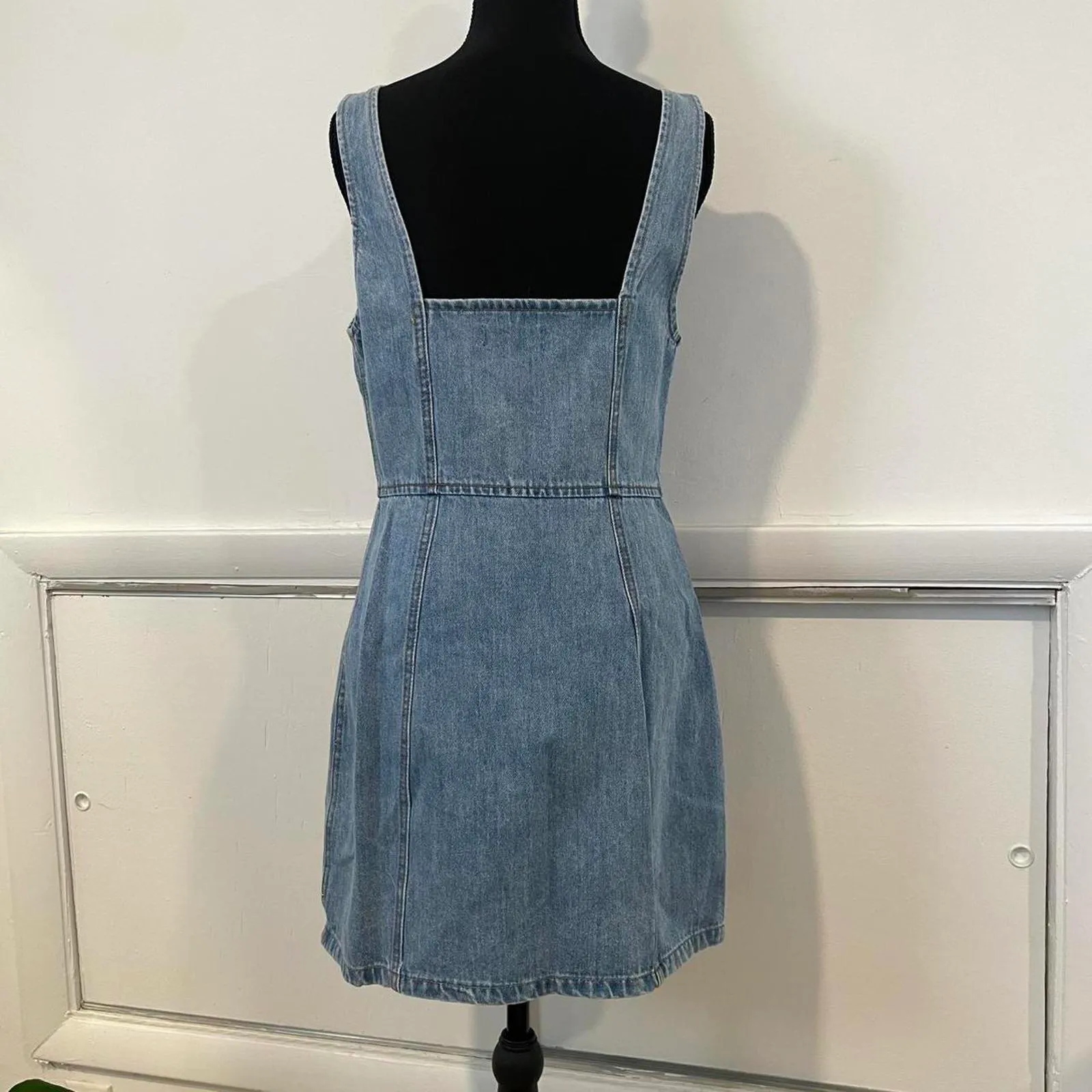 Blue denim mini dress with zipper down the front. lulus size medium - Image 5