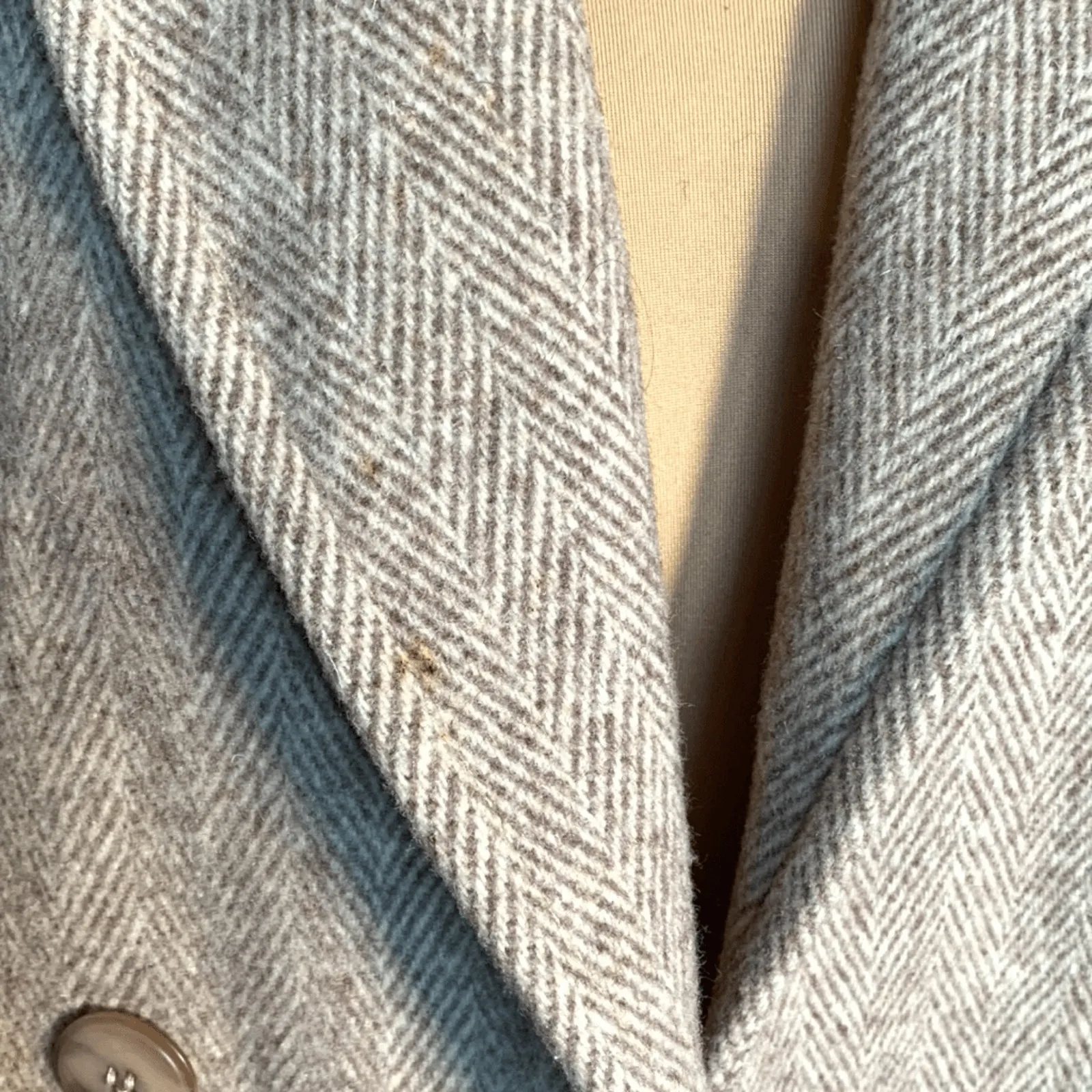 Vintage 80s Herman Kay Petite Wool Herringbone Tweed Blazer USA Made Tan Classic Size undefined - Image 7