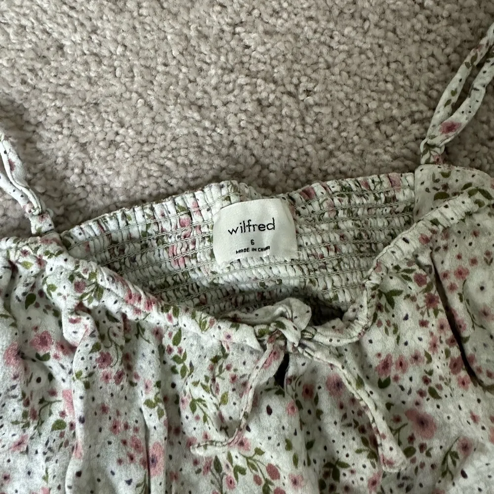 Aritzia wilfred bellow mini dress floral White Size 6 - Image 3