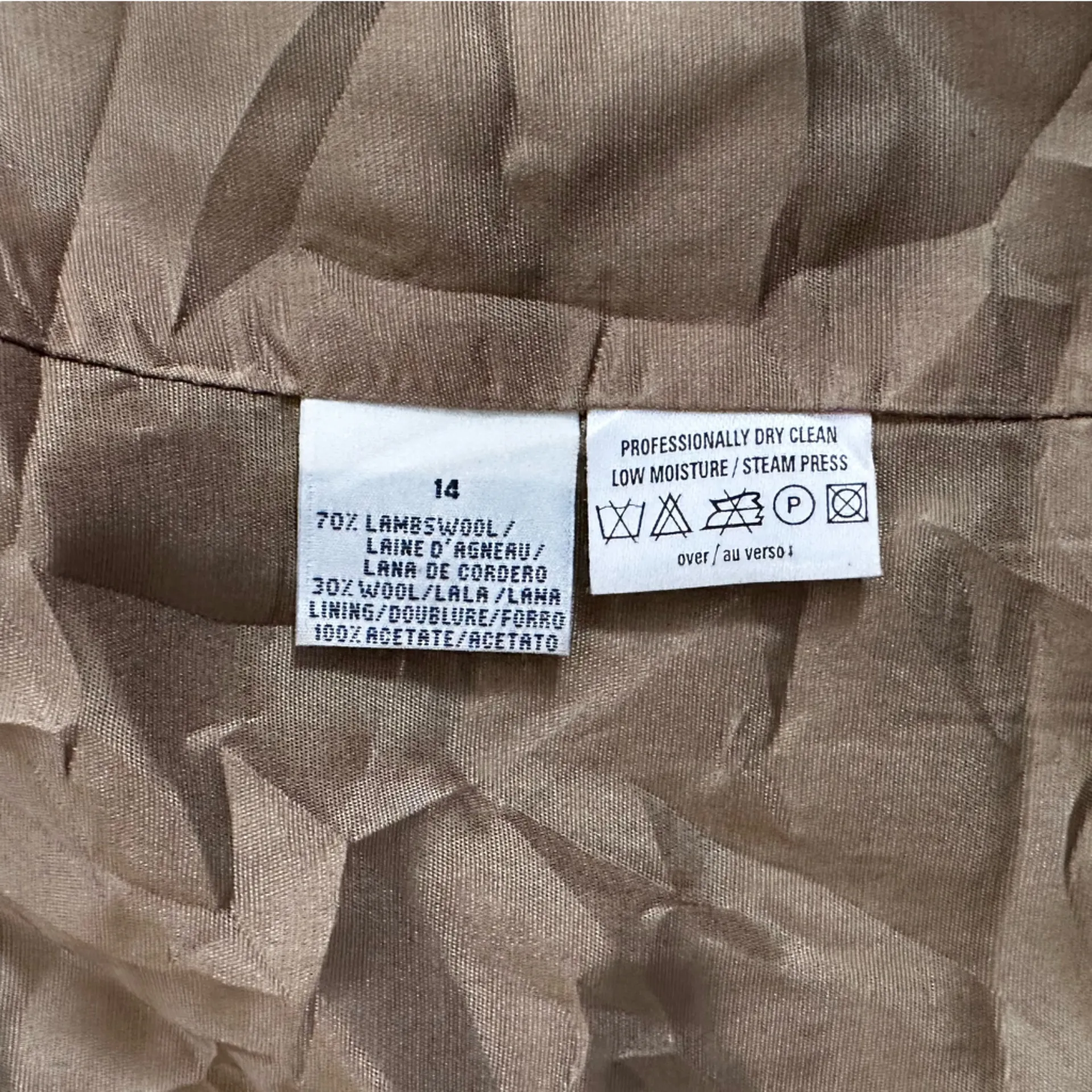 90’s Liz Claiborne LambsWool Blend Belted Jacket
Size 14 Liz sport - Image 8