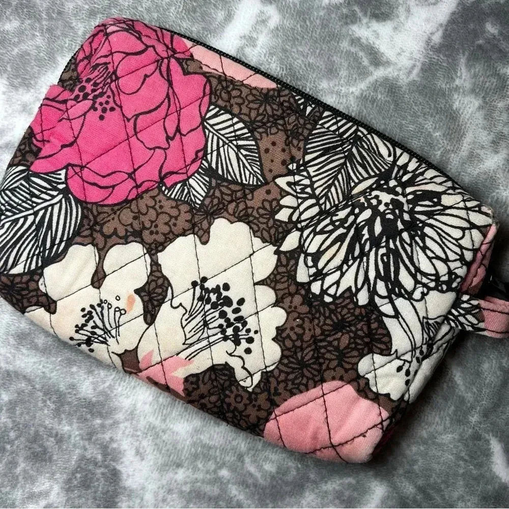 Vera Bradley Women's Zipper‎ Multicolor Floral Wristlet Purse/Pouch Wallet. - Image 3