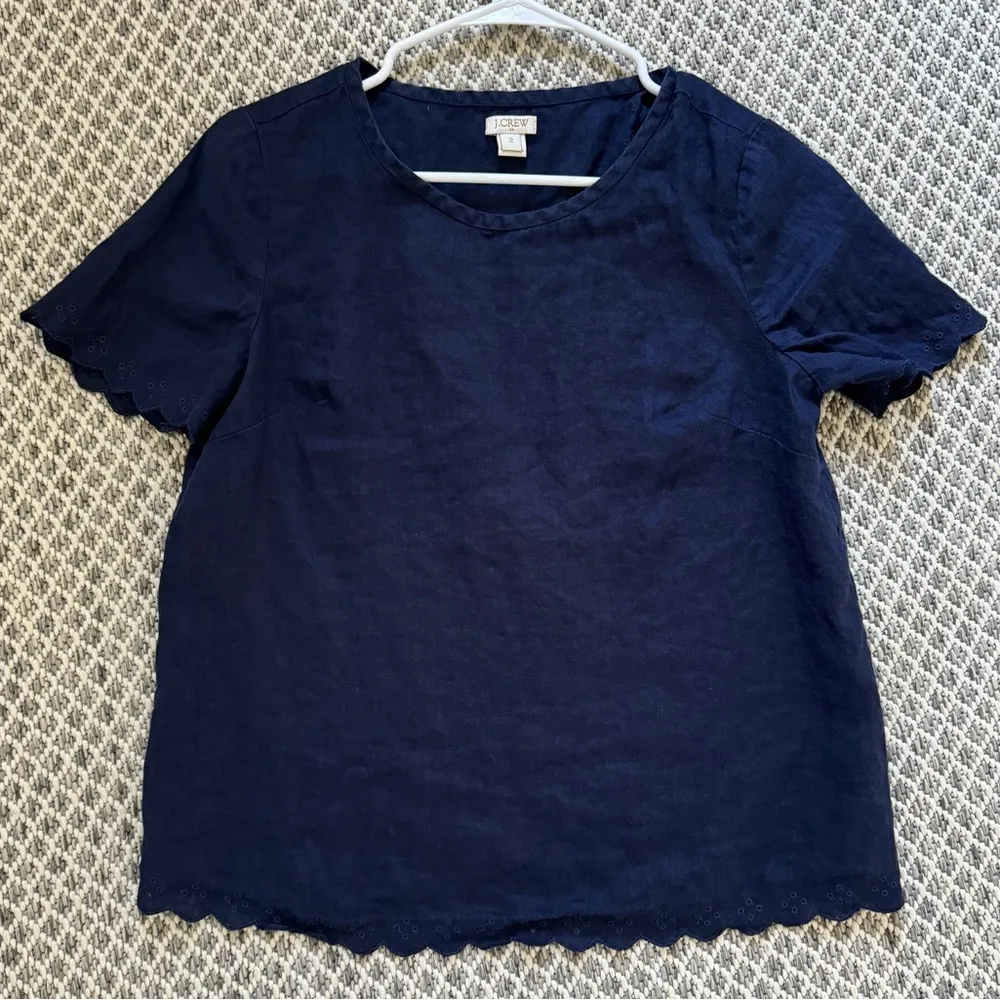 J. Crew 100% Linen Scallop Cross Back Top Size 2 Navy Blue beach coastal - Image 2