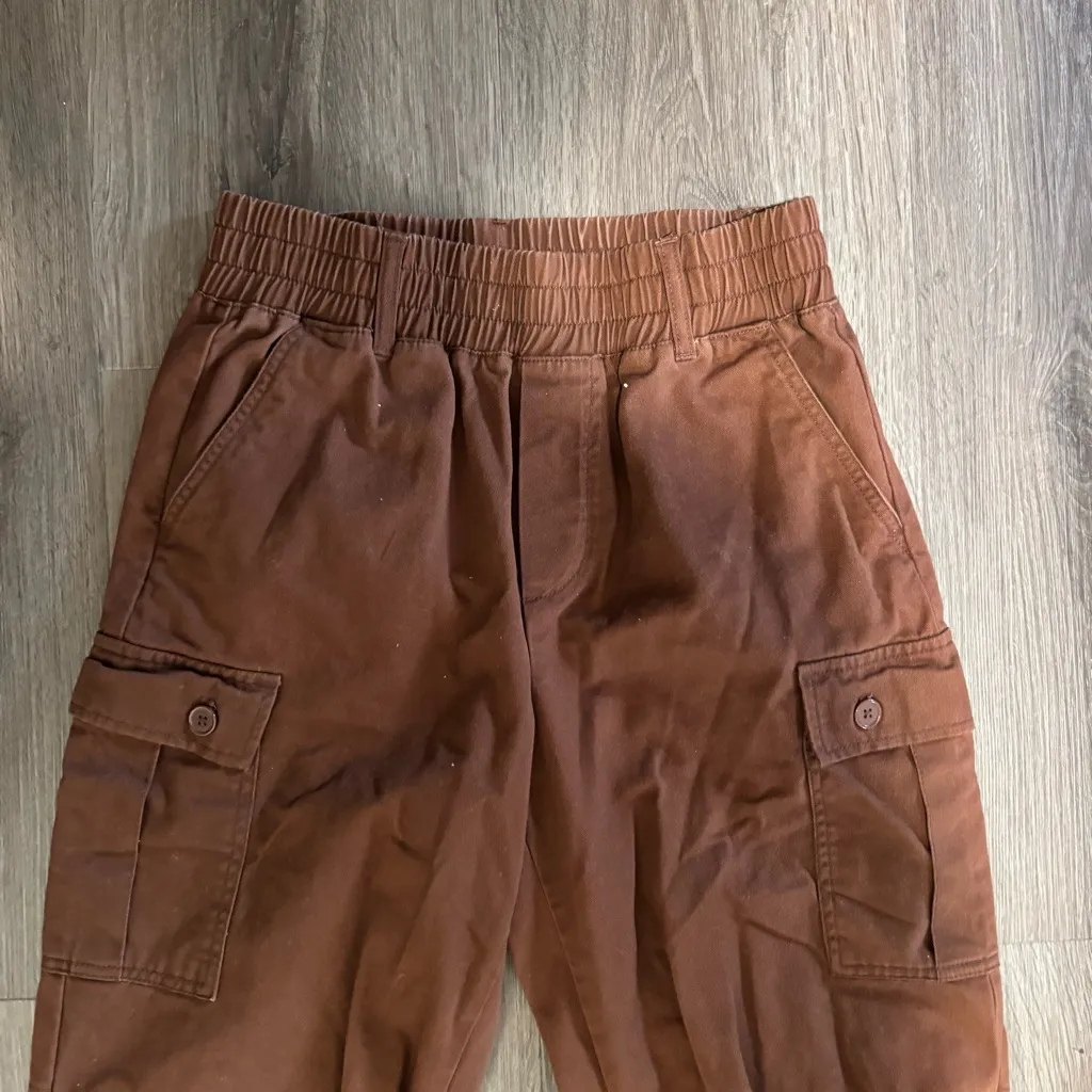 Forever 21 Women's Brown Cargo Joggers - Image 3