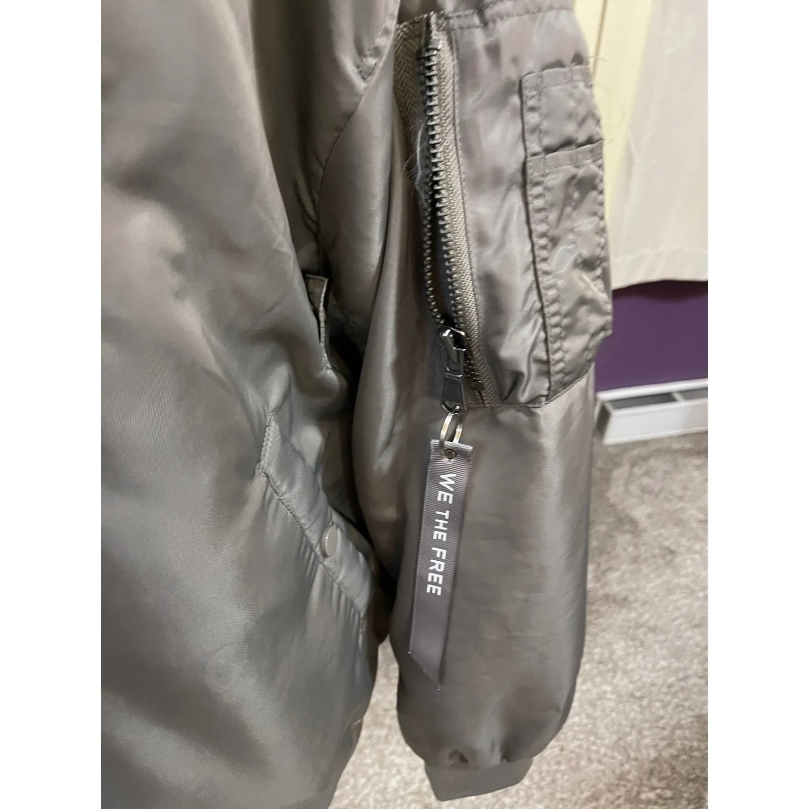 Free People WE THE FREE Aviator Bomber  Jacket w/ Fur Collar Olive Green Size L - Image 2