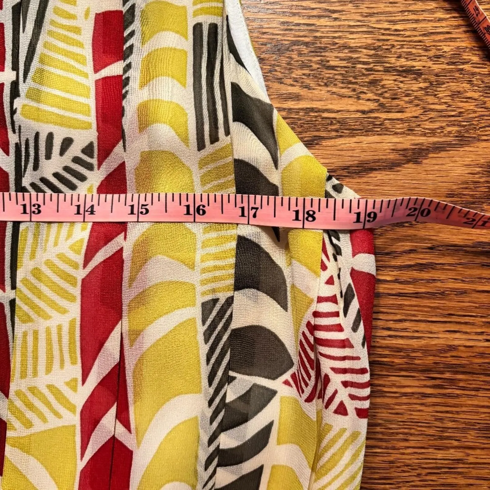 Doncaster 100% Silk Sleeveless Yellow/Red/Green/White Top See measurements - Image 8