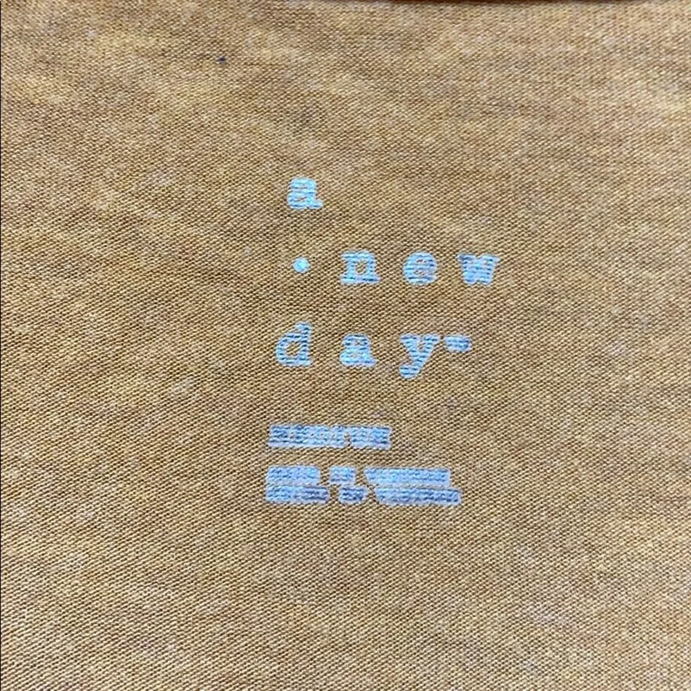 Mustard T Shirt - Image 2