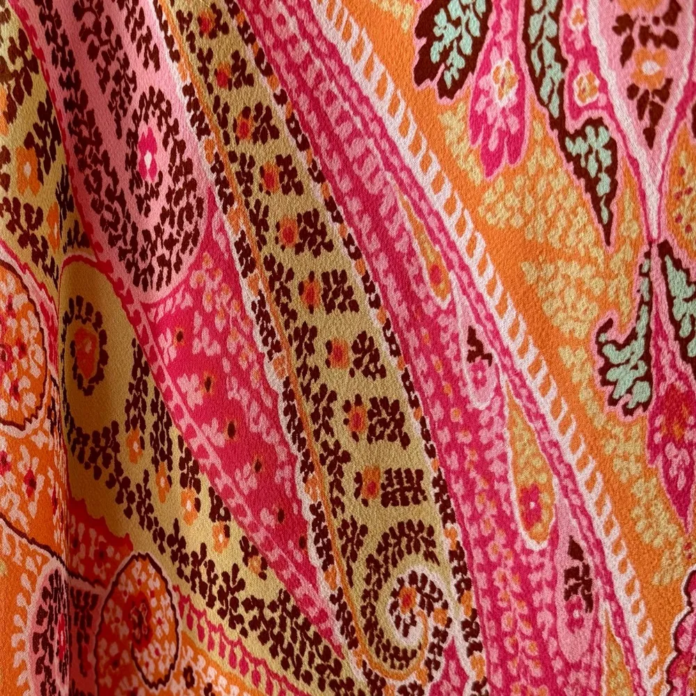 VTG Ann Taylor Silk Pink & Orange Paisley Print Slip Dress, Midi Length sz. 8P - Image 11