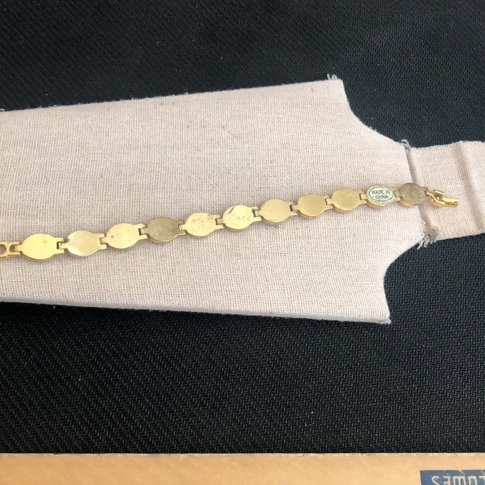 Vintage China Bracelet - Image 2